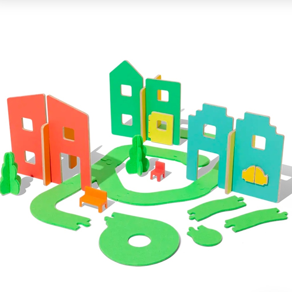 Lovevery Montessori Wooden modular village & pathway